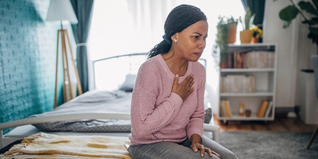 Doctors Reveal the Number-1 Reason Your Heart Is Racing at Night