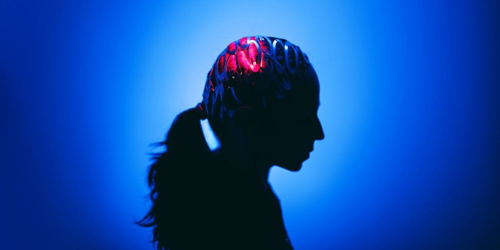 Scientists Find 3 Lifestyle Factors That May Delay Dementia by Up to 12 Years