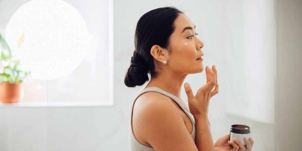 A Dermatologist Told Me This ‘Tried-and-True’ $10 Retinol Cream ‘Smooths’ Wrinkles