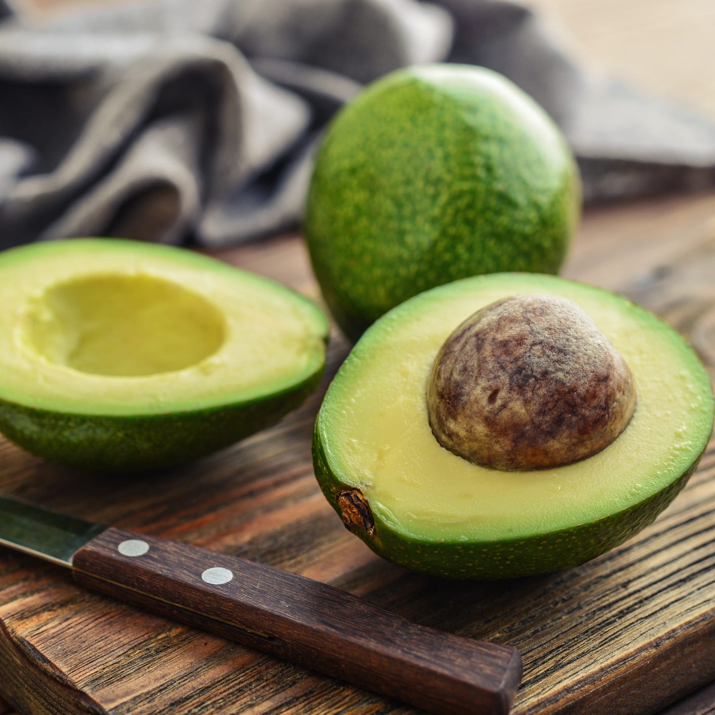 foods that lower high blood pressure avocado