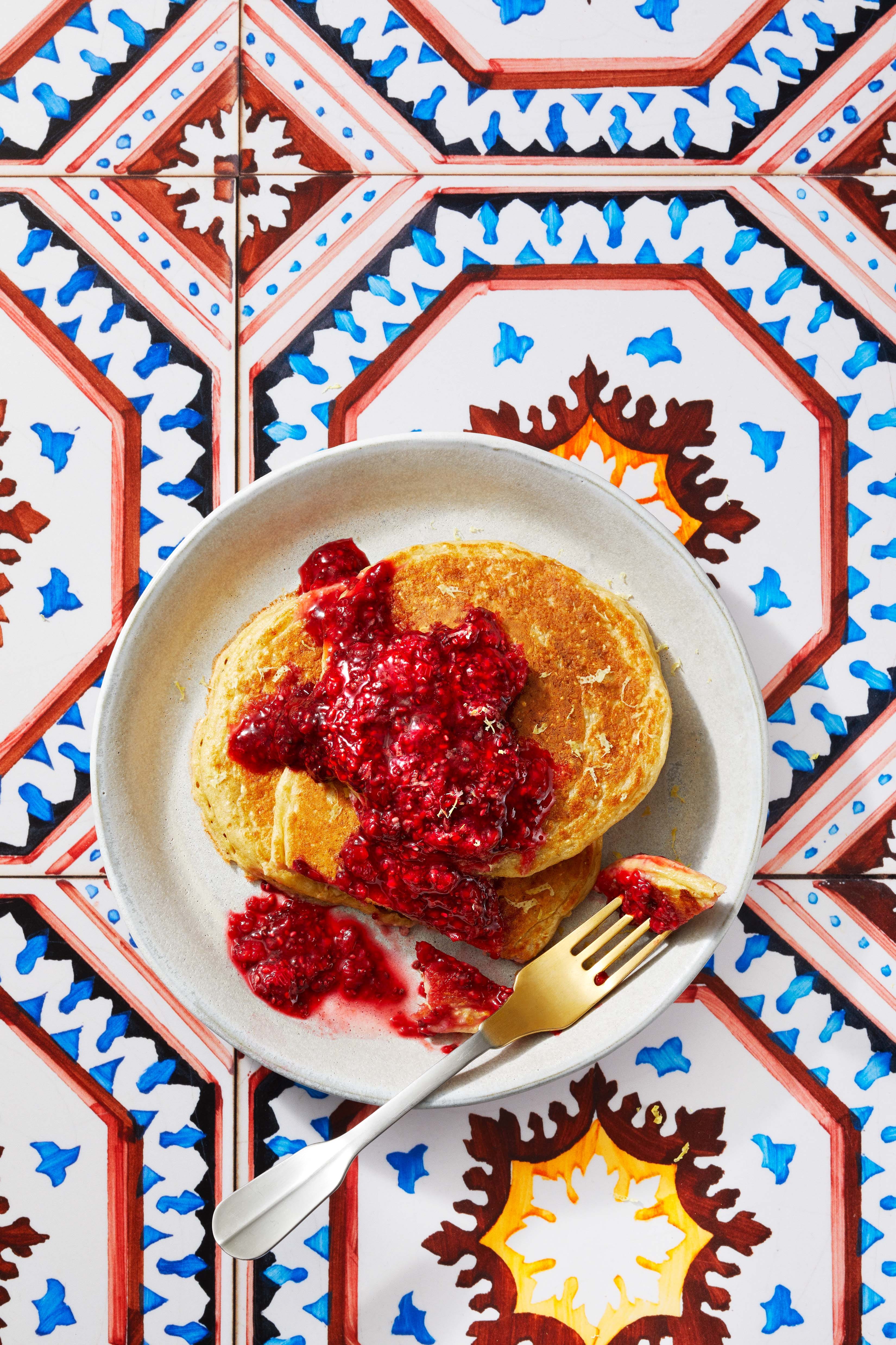 Lemon Cottage Cheese Oatcakes with Raspberry Chia Smash lemon cottage cheese oatcakes with raspberry chia smash