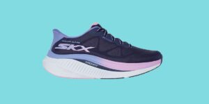 I Tried These Podiatrist-Approved Slip-In Walking Shoes 1 Year Ago—Here’s Why I’m Still Wearing Them