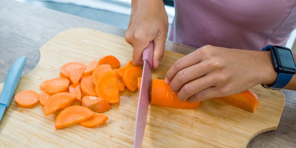 I’m a Dietitian and I Ate Carrots Every Day for a Week—Here’s What Happened to My Body