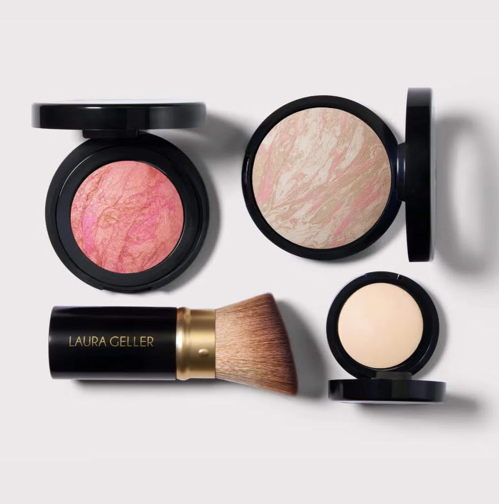 <strong>Daily Routine: Natural Finish Full Face Kit</strong>