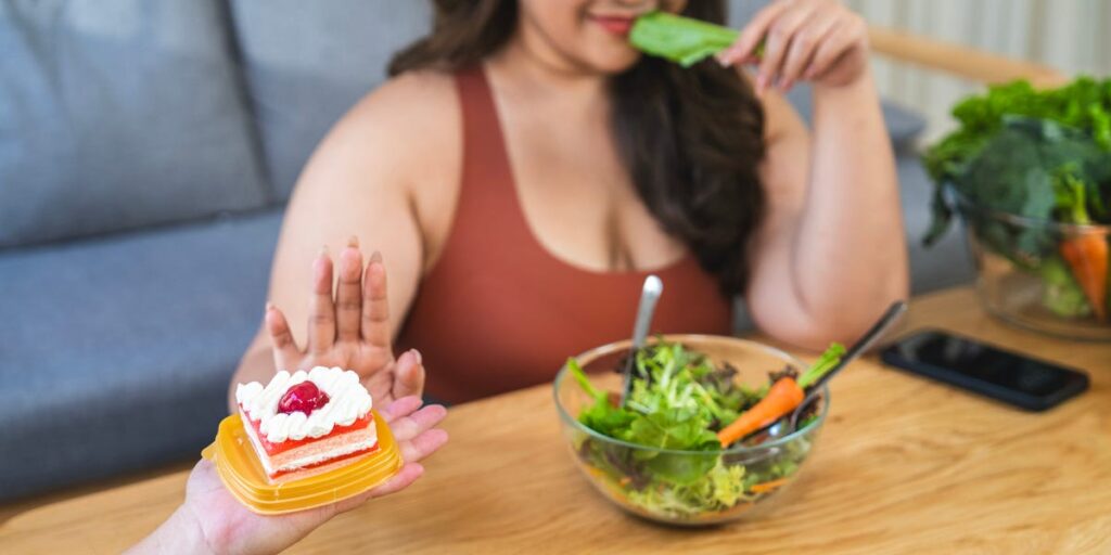 Experts Reveal 10 Strategies to Stop Sugar Cravings Fast