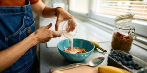 The 10 Best Foods Rich in Vitamin B12, According to a Doctor and Dietitian