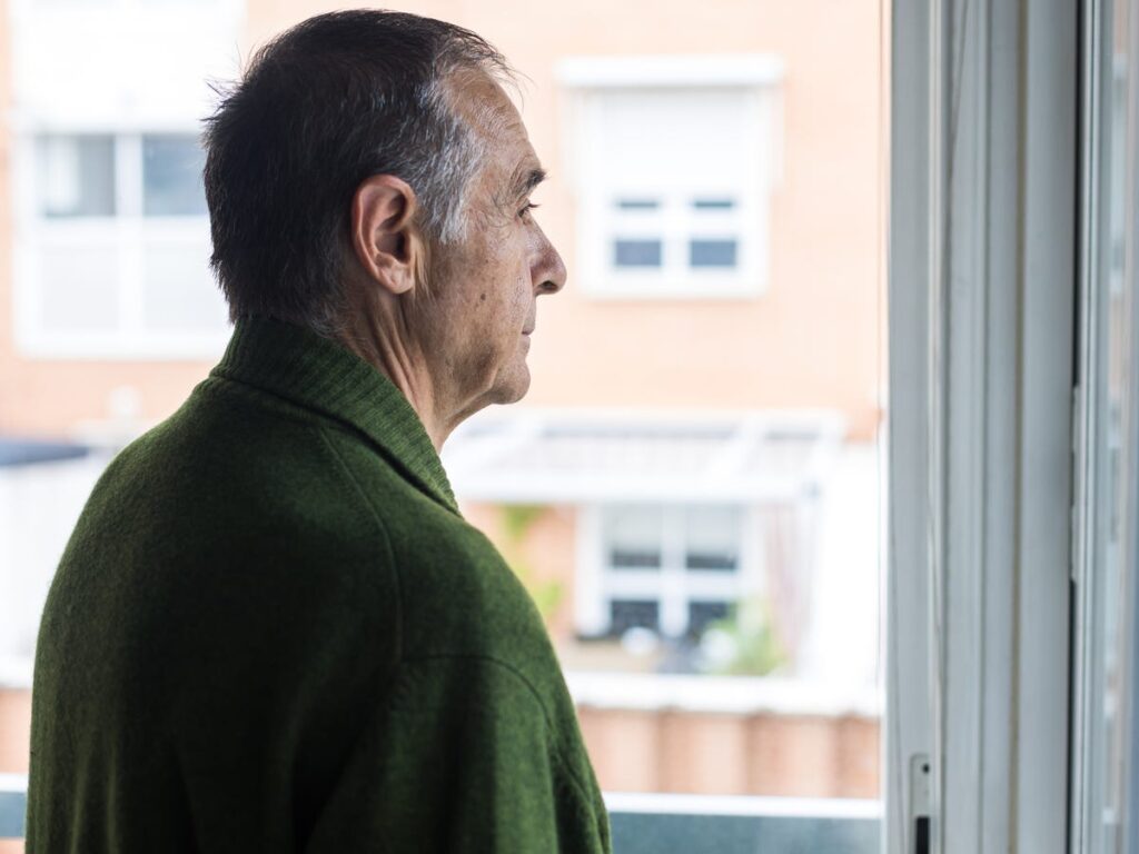 Doctors Explain Lewy Body Dementia Symptoms and Treatments