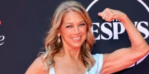 Denise Austin Demonstrates 1 Simple Workout to ‘Tone Legs’