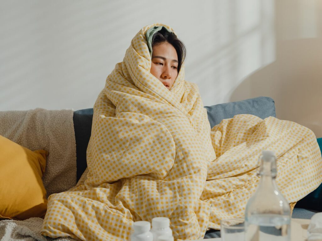 Doctors Explain the Surprising Causes of Chills Without a Fever