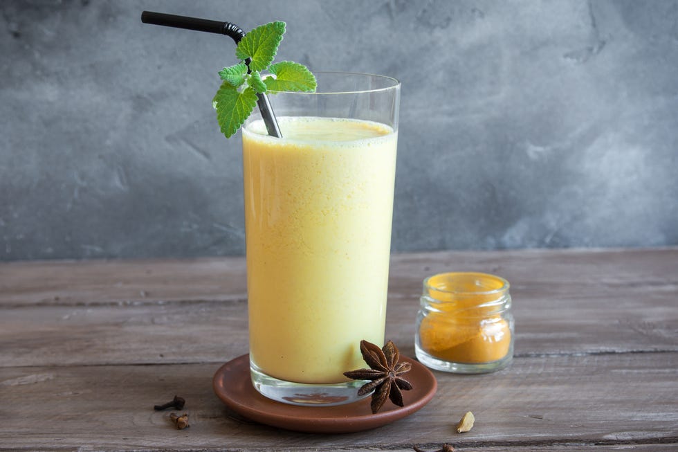 mango turmeric smoothie mango turmeric smoothie