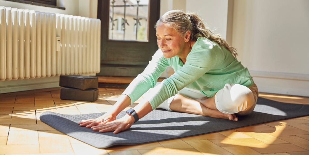 8 Psoas Stretches and Exercises to Try, According to Experts