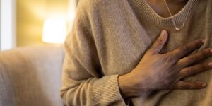 8 Signs of a Heart Attack in Women Cardiologists Want You to Know