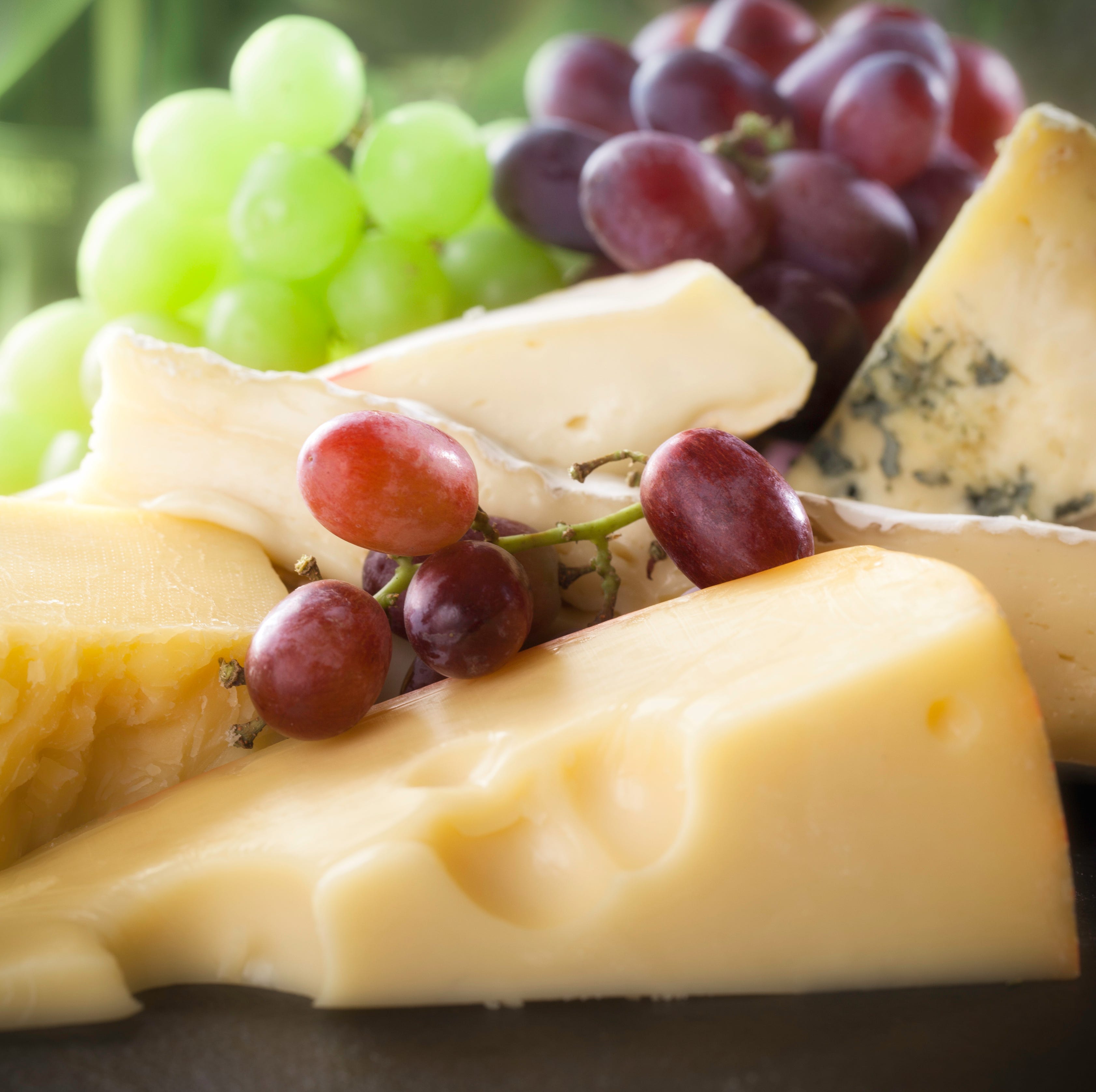 healthy late night snacks cheese and fruit