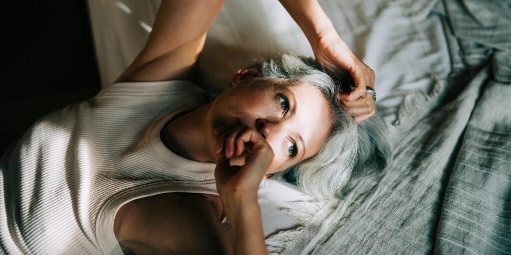 How to Feel Less Lonely, According to Mental Health Experts