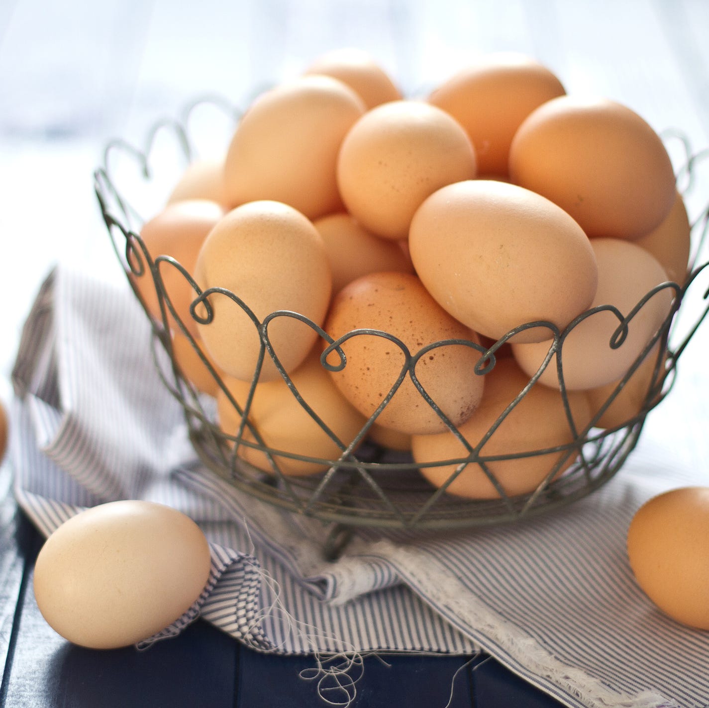 Fresh farm eggs Fresh farm eggs